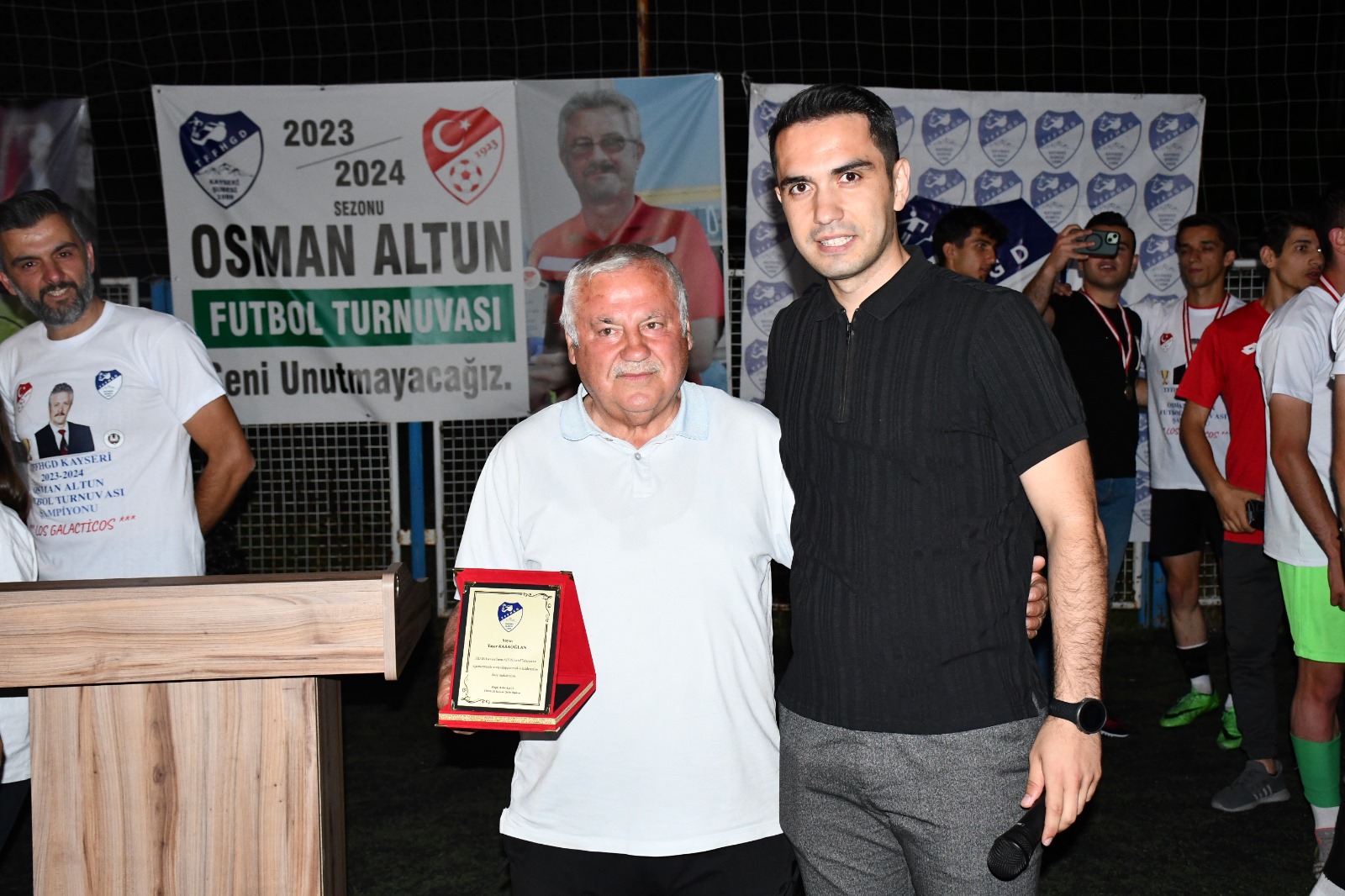 YAŞAR KARAOĞLAN HOCAMIZA TEŞEKKÜR EDERİZ